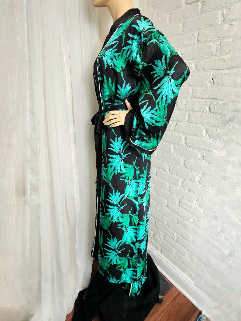 Fe Noel x Target Feathered Palm Print Robe & Wide Leg Pants Set Size XL Black - Picture 9 of 16